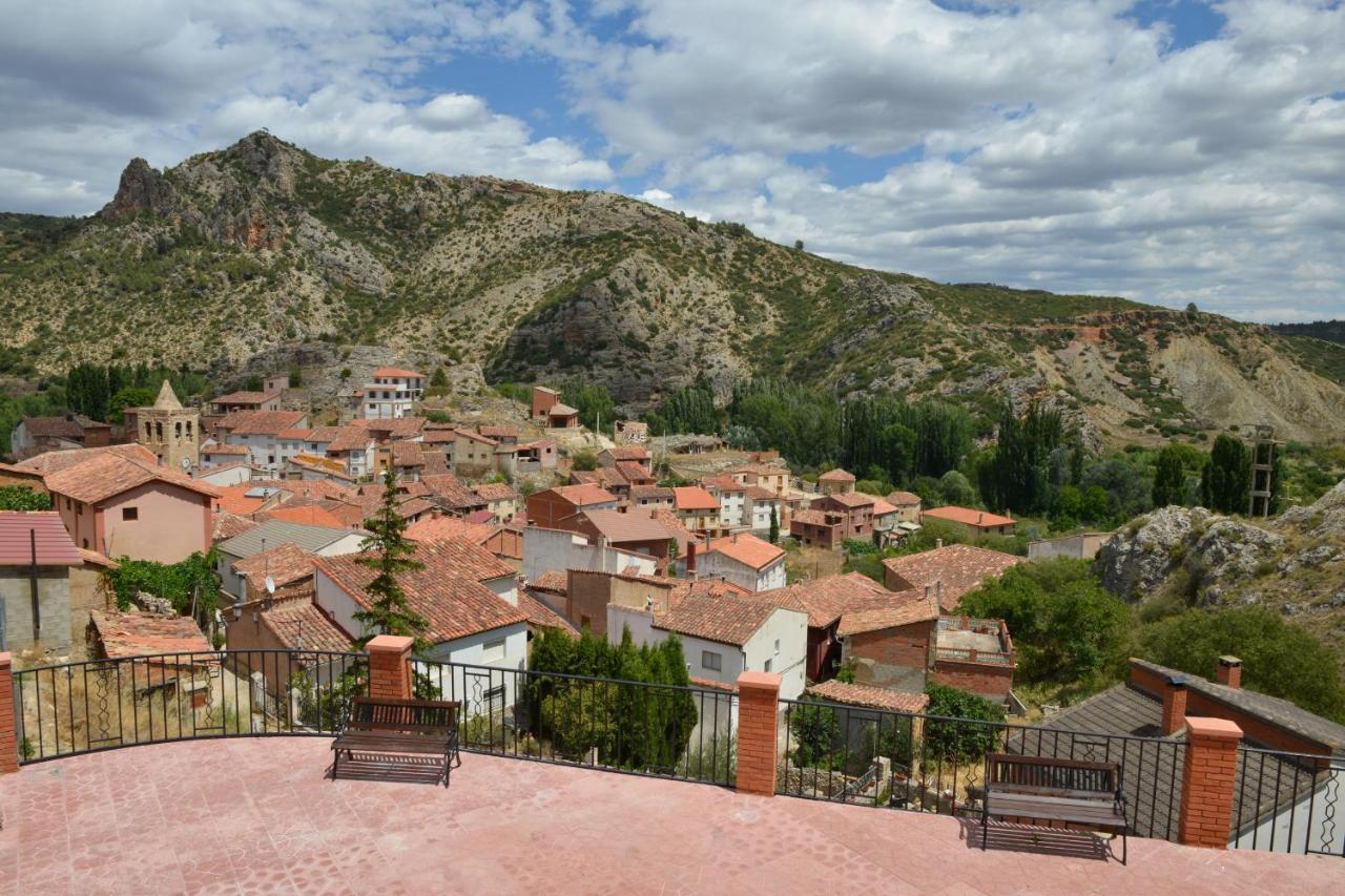 La Casita De El Cuervo Bed & Breakfast Dış mekan fotoğraf